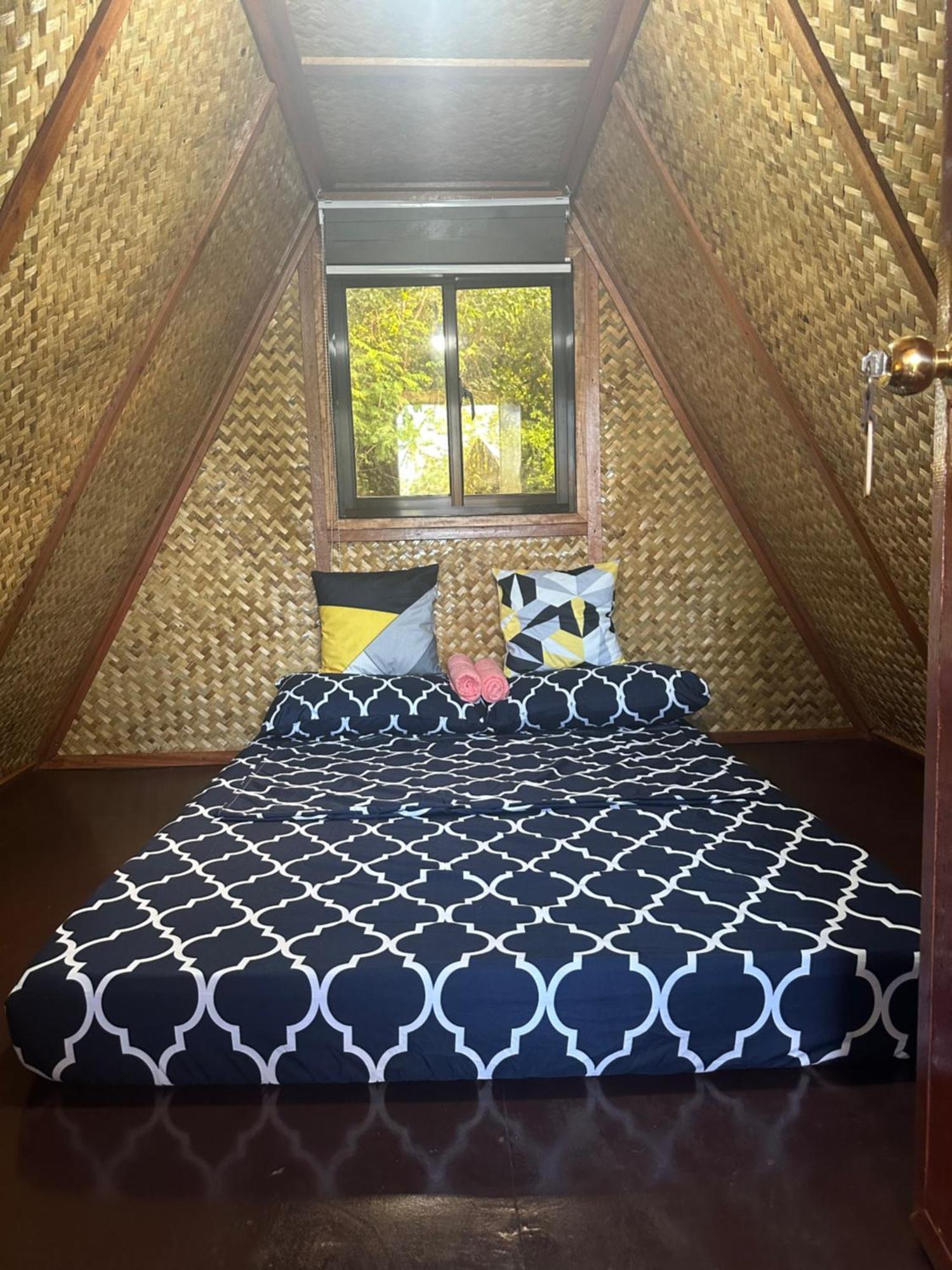 فندق Hiraya Camp Site - Free Use Of Scooter For Nipa Huts إل نيدو المظهر الخارجي الصورة