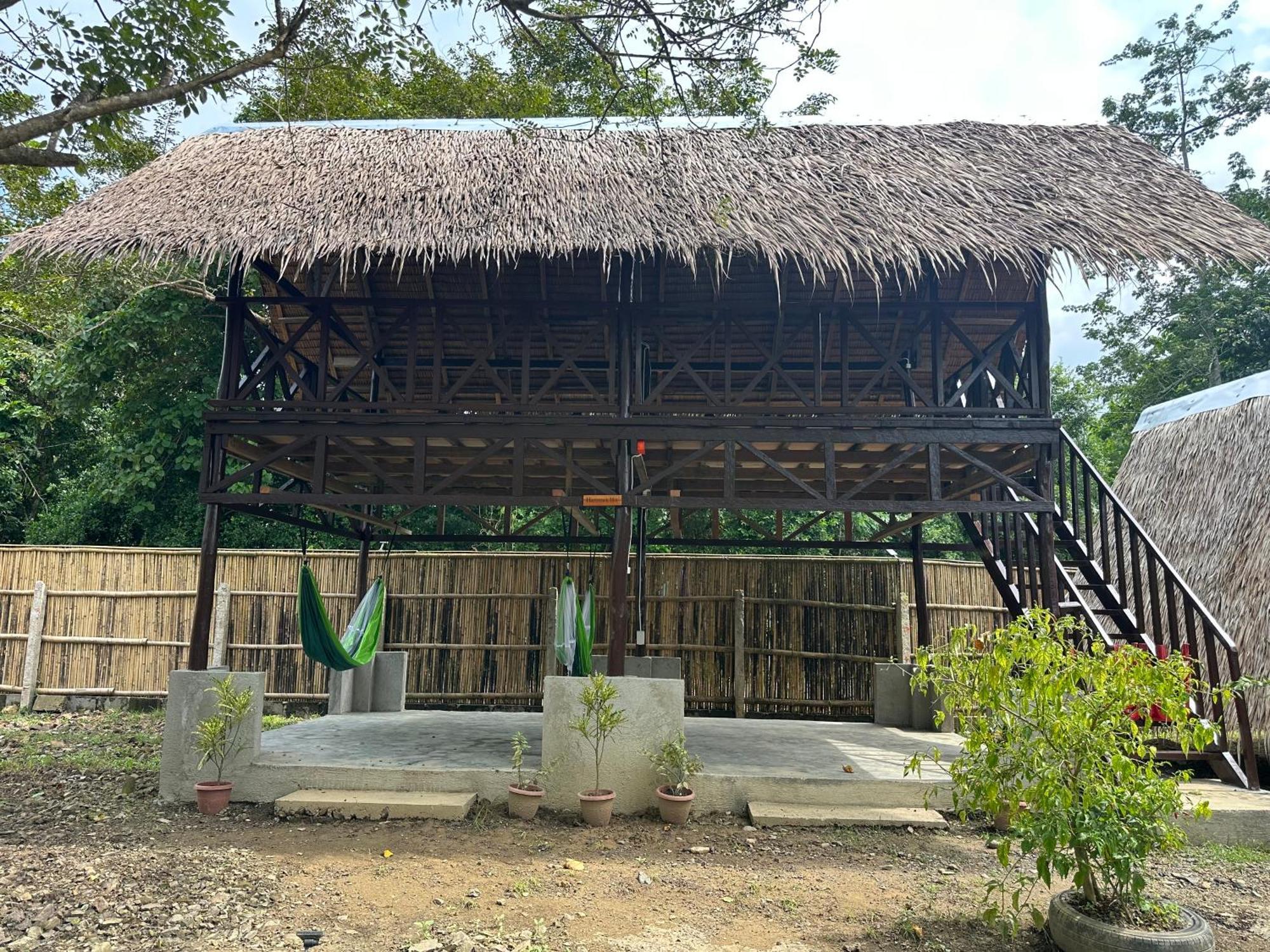 فندق Hiraya Camp Site - Free Use Of Scooter For Nipa Huts إل نيدو المظهر الخارجي الصورة